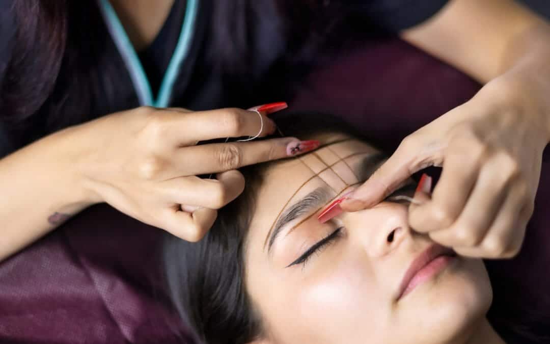 The Art of Eyebrow Threading in Gold Coast