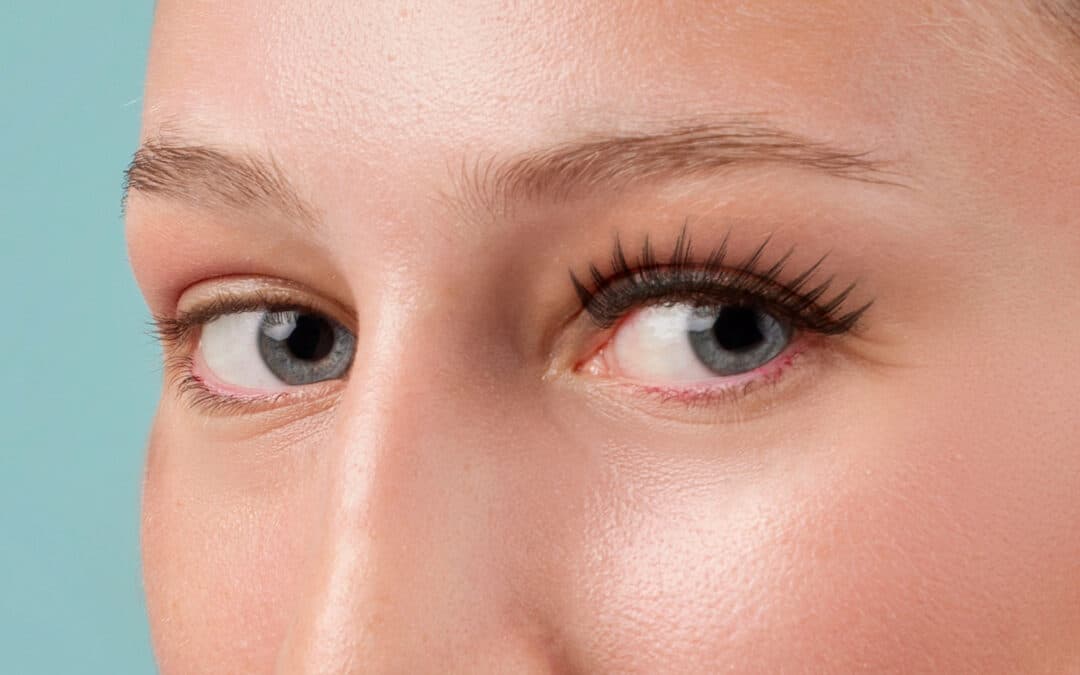 Complete Guide to Achieving Flawless Eyelash Extensions