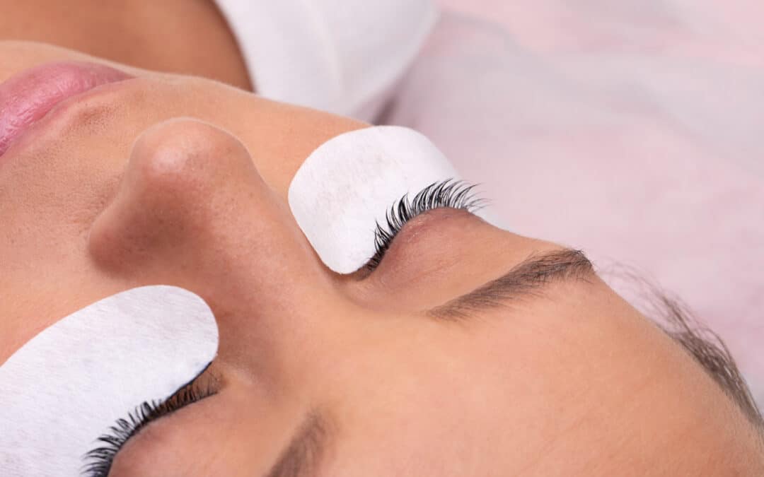  Avoiding Lash Damage: Safeguard Your Extensions